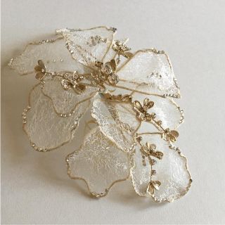 値下げ！　ブライダル新婦髪飾り　ゴールド 美品(ヘッドドレス/ドレス)