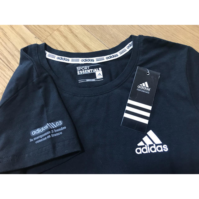 adidas(アディダス)のTシャツ adidas ヨガウェア スポーツウェア ブラック M スポーツ/アウトドアのトレーニング/エクササイズ(ヨガ)の商品写真