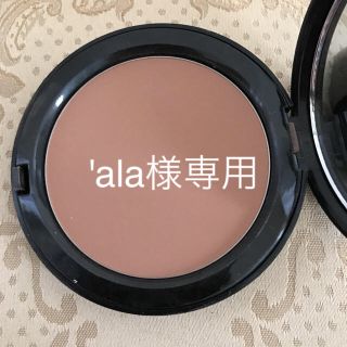 ボビイブラウン(BOBBI BROWN)のブロンジングパウダー(フェイスパウダー)