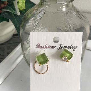 ガラスタイル♡アシンメトリー  ピアス イヤリング(ピアス)