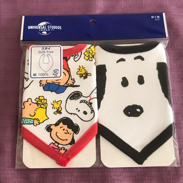 SNOOPY(スヌーピー)の専用☆USJ スヌーピースタイ キッズ/ベビー/マタニティのこども用ファッション小物(ベビースタイ/よだれかけ)の商品写真