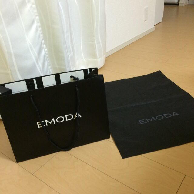 EMODA(エモダ)の送料込♡ショップ袋、保存袋 レディースのバッグ(ショップ袋)の商品写真