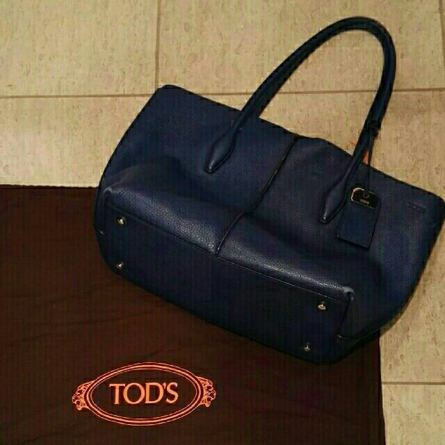 TOD'S(トッズ)のTOD'S  トートバッグ　 レディースのバッグ(トートバッグ)の商品写真