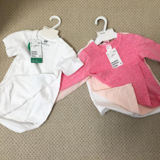 エイチアンドエム(H&M)のH&M ベビー 子供服 ロンT 長袖 Ｔシャツ オーガニック ロンパース 新品(Ｔシャツ)