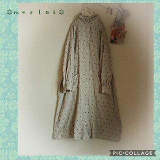 メルロー(merlot)のmerlot　フリル襟ワンピース(ひざ丈ワンピース)