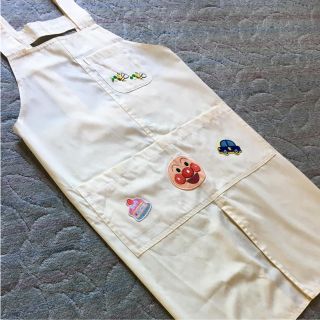 カゼン(KAZEN)のエプロン 保育士用 ☆美品☆(その他)