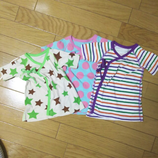 F.O.KIDS(エフオーキッズ)のamo様専用 短肌着 3枚セット キッズ/ベビー/マタニティのベビー服(~85cm)(肌着/下着)の商品写真