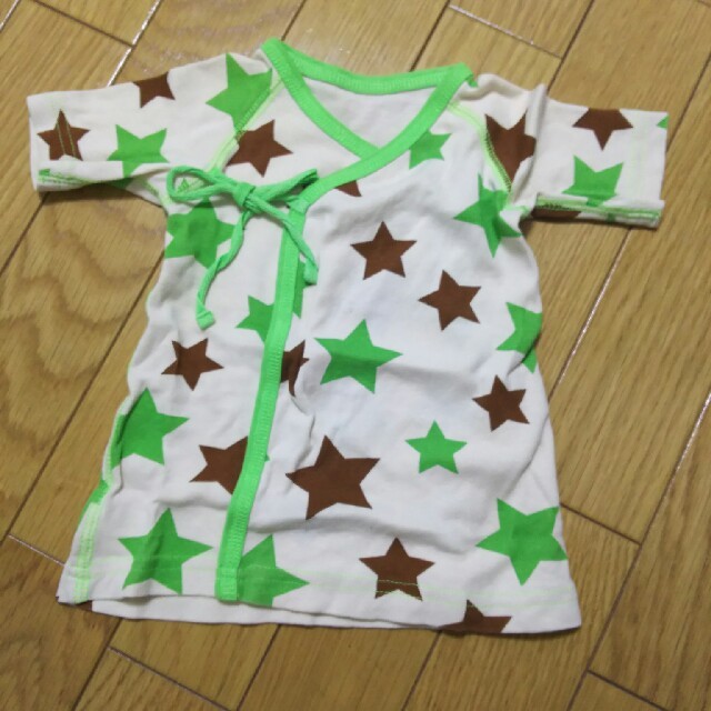 F.O.KIDS(エフオーキッズ)のamo様専用 短肌着 3枚セット キッズ/ベビー/マタニティのベビー服(~85cm)(肌着/下着)の商品写真