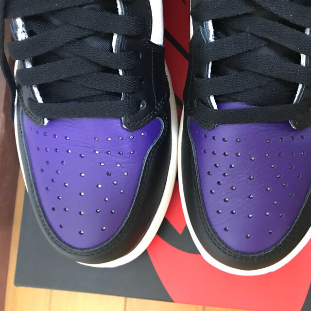 NIKE(ナイキ)のvice様専用 nike air jordan1 court purple メンズの靴/シューズ(スニーカー)の商品写真