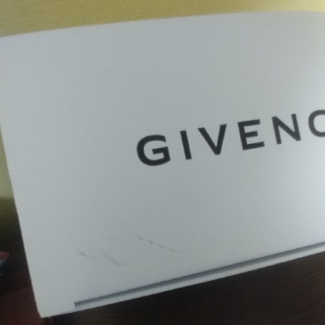 GIVENCHY(ジバンシィ)のGIVENCHY ペアカップ インテリア/住まい/日用品のキッチン/食器(グラス/カップ)の商品写真