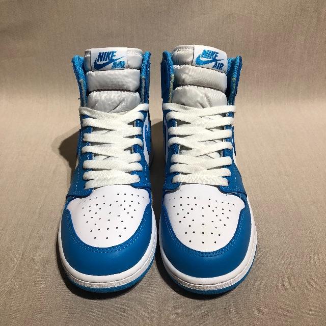 NIKE(ナイキ)の新品未使用 AIR JORDAN 1 RETRO HIGH OG "UNC" レディースの靴/シューズ(スニーカー)の商品写真