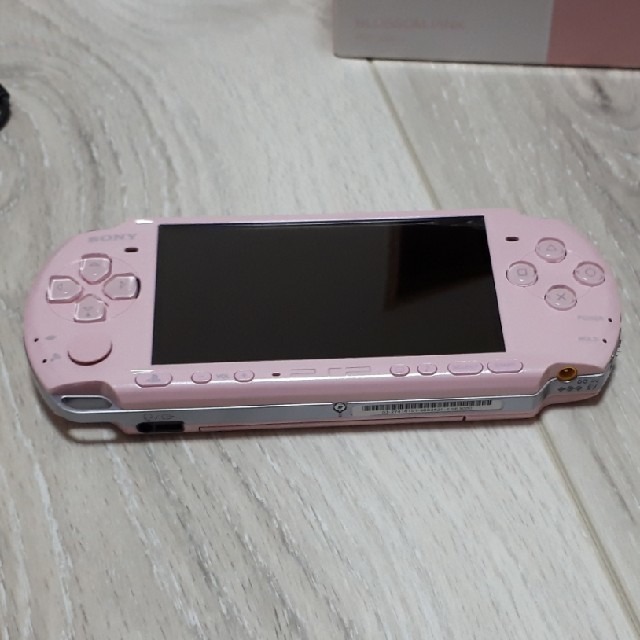 SONY(ソニー)のPSP　 値下げ交渉受けます エンタメ/ホビーのエンタメ その他(その他)の商品写真