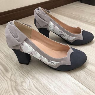 アクシーズファム(axes femme)のaxes femme新品 花柄パンプス(ハイヒール/パンプス)