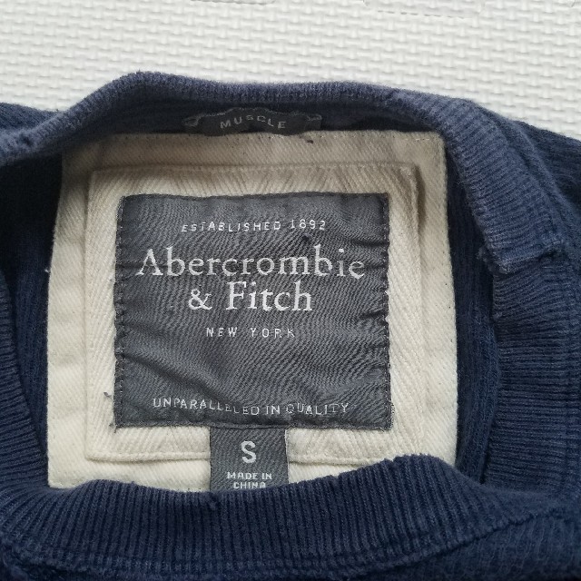 Abercrombie&Fitch(アバクロンビーアンドフィッチ)のアバクロンビー&フィッチ　インナーニット メンズのトップス(ニット/セーター)の商品写真