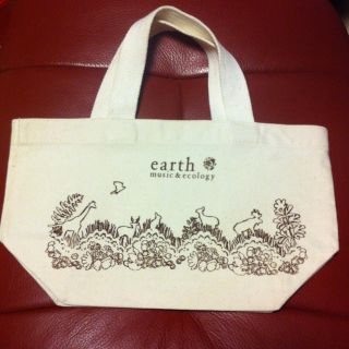 アースミュージックアンドエコロジー(earth music & ecology)のearth エコバッグ(エコバッグ)