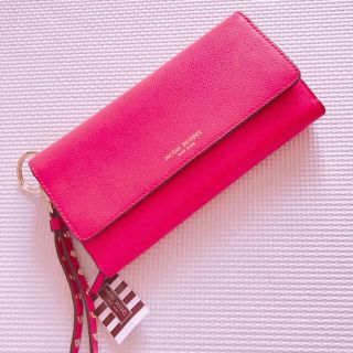 ヘンリベンデル(Henri Bendel)の★NY本店で購入★ヘンリーベンデル ピンク 長財布 クラッチ ポーチ(財布)