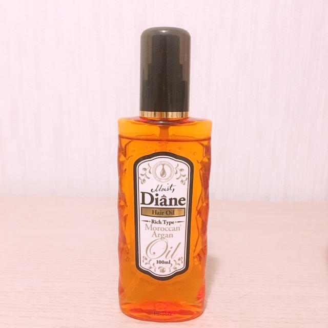 Moist Diane（モイストダイアン）ヘアトリートメントオイル リッチ コスメ/美容のヘアケア/スタイリング(オイル/美容液)の商品写真