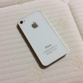 アイフォーン(iPhone)のiPhone 4s 16GB ホワイト au(スマートフォン本体)