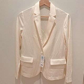 ユニクロ(UNIQLO)のラムリンレン様専用★新品 ユニクロ☆UVやわらかジャケット(テーラードジャケット)