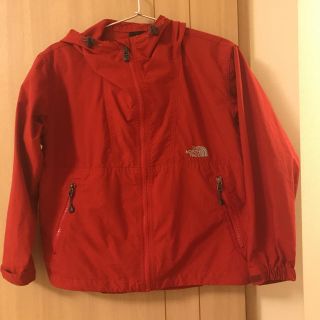 ザノースフェイス(THE NORTH FACE)のノースフェース 赤 パーカー(ジャケット/上着)