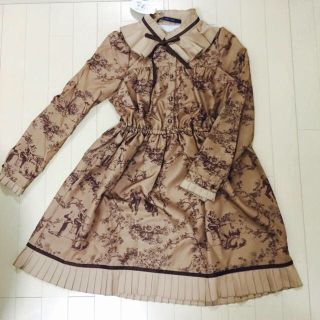 フィント(F i.n.t)のフリルクラシカルワンピース♡新品未使用(ミニワンピース)