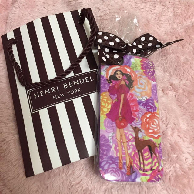 Henri Bendel(ヘンリベンデル)のヘンリベンデル♡iPhoneケース スマホ/家電/カメラのスマホアクセサリー(モバイルケース/カバー)の商品写真