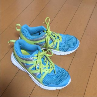 リーボック(Reebok)のReebok kidsメッシュスニーカー 20㎝ 水色×ライムグリーン(スニーカー)