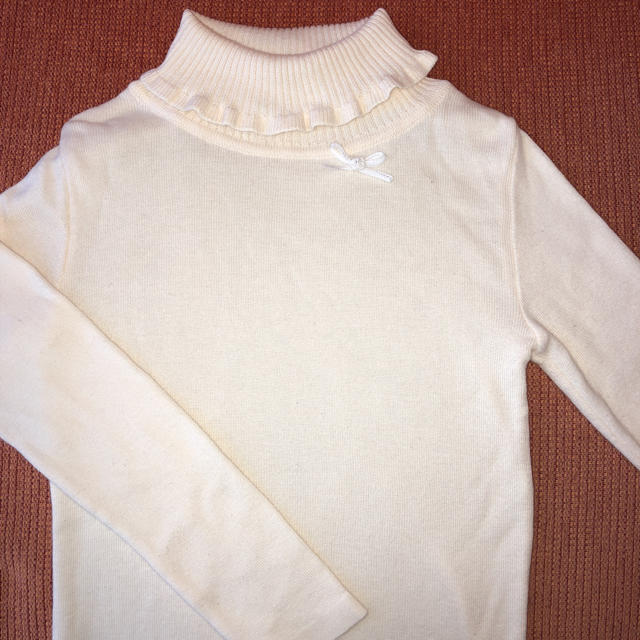 familiar(ファミリア)のfamiliar  タートルニット 110センチ キッズ/ベビー/マタニティのキッズ服女の子用(90cm~)(ニット)の商品写真