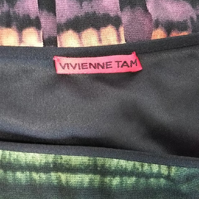 VIVIENNE TAM(ヴィヴィアンタム)のVIVIENNE TAMのスカート レディースのスカート(ひざ丈スカート)の商品写真
