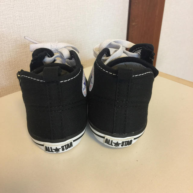 CONVERSE(コンバース)のsumi2様専用★コンバースオールスターキッズ★ブラック12.5 キッズ/ベビー/マタニティのベビー靴/シューズ(~14cm)(スニーカー)の商品写真