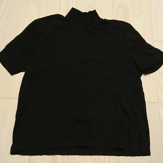 ZARA(ザラ)のZARA タートルネック Tシャツ レディースのトップス(カットソー(半袖/袖なし))の商品写真