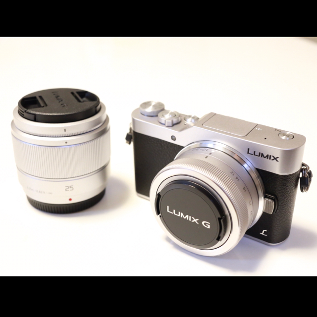 Panasonic(パナソニック)のPanasonic LUMIX gf9 ダブルレンズキット スマホ/家電/カメラのカメラ(ミラーレス一眼)の商品写真