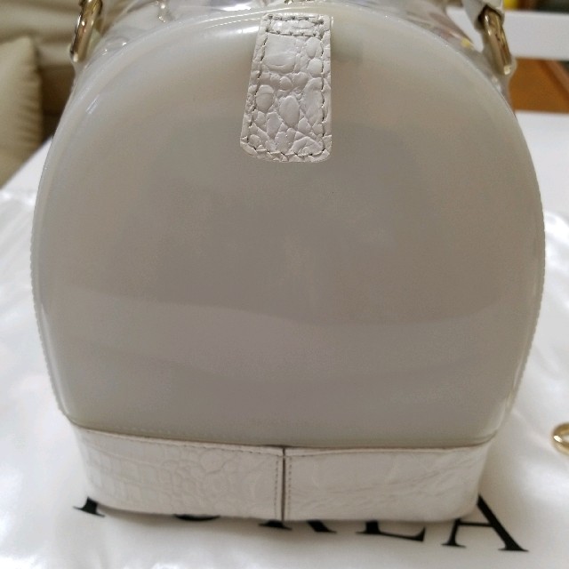 Furla(フルラ)の新品　フルラ　キャンディーバック　白 レディースのバッグ(ボストンバッグ)の商品写真