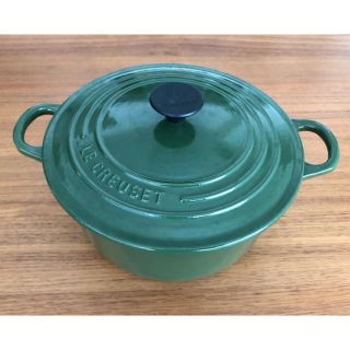 ルクルーゼ(LE CREUSET)のル・クルーゼ ココットロンド 22cm モスグリーン 中古(鍋/フライパン)