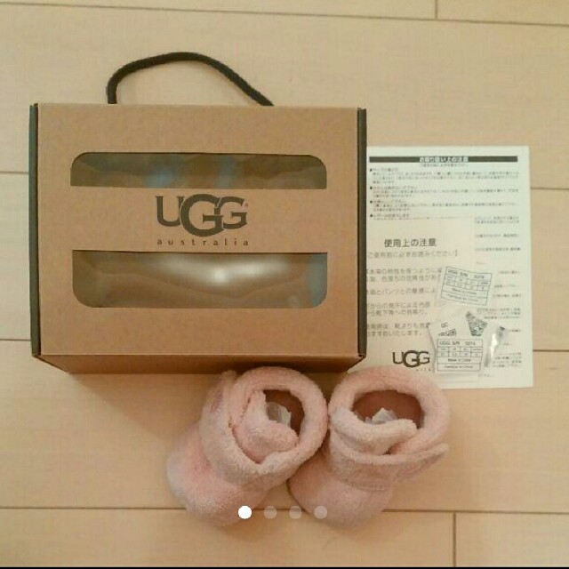 UGG(アグ)のりんこたろ様専用 キッズ/ベビー/マタニティのベビー靴/シューズ(~14cm)(スニーカー)の商品写真