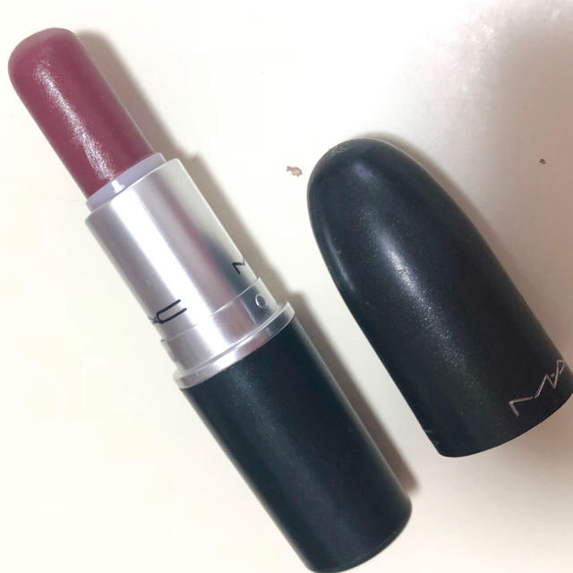 MAC(マック)のMACリップ♡カプリシャス♡ コスメ/美容のベースメイク/化粧品(口紅)の商品写真