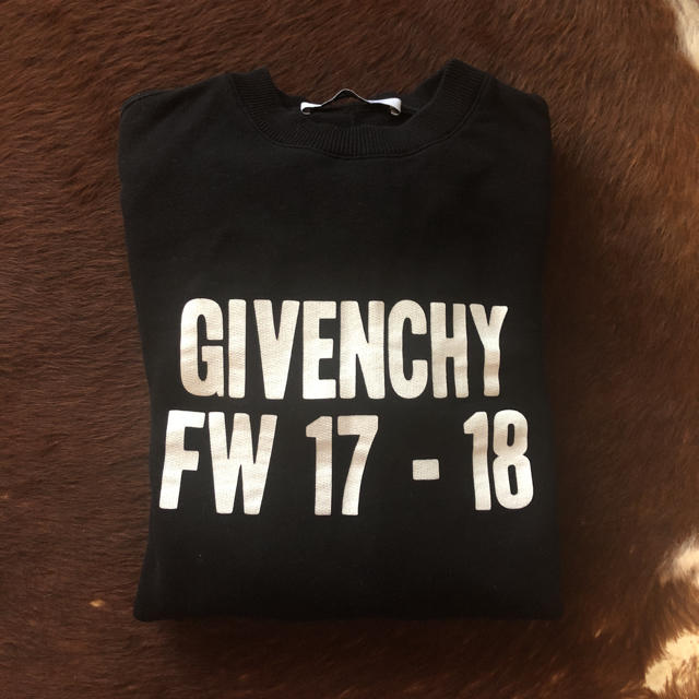 GIVENCHY(ジバンシィ)のGIVENCHYトレーナー メンズのトップス(スウェット)の商品写真