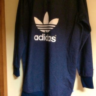 アディダス(adidas)のadidasワンピース(ひざ丈ワンピース)