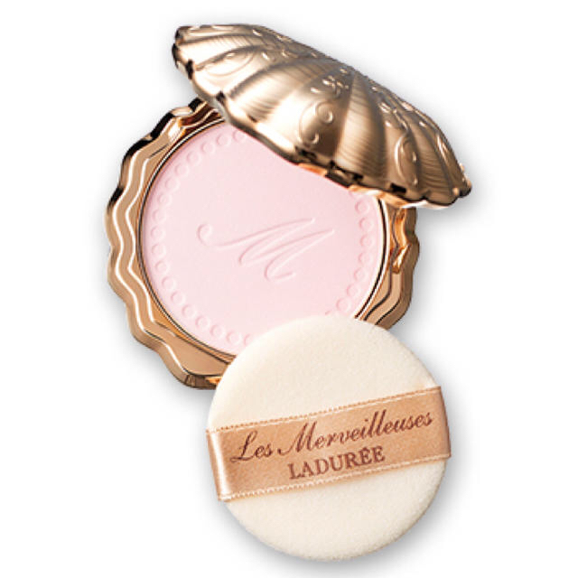 LADUREE - ラデュレ 貝殻 パウダーケース 新品の通販 by にゃん LADUREE - ラデュレ 貝殻 パウダーケース 新品の通販 by にゃん