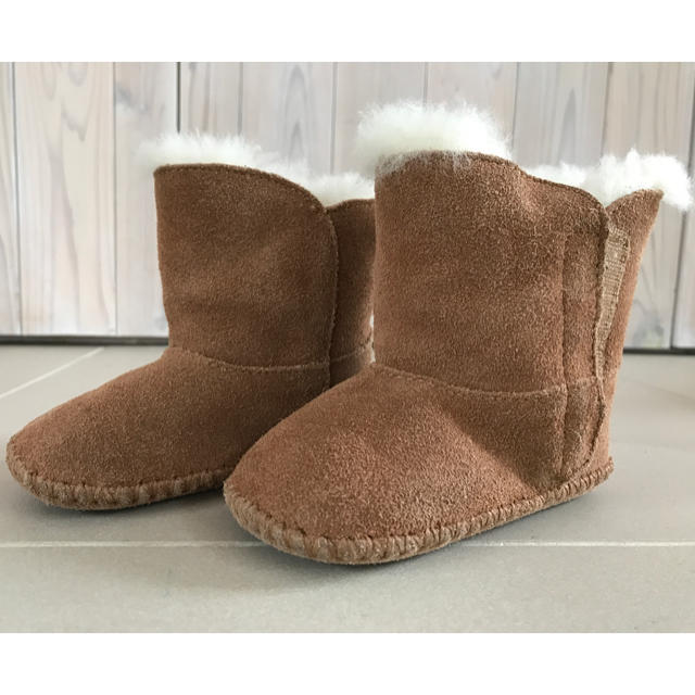 UGG(アグ)のUGG ベビーブーツ [12〜18m]  キッズ/ベビー/マタニティのベビー靴/シューズ(~14cm)(ブーツ)の商品写真