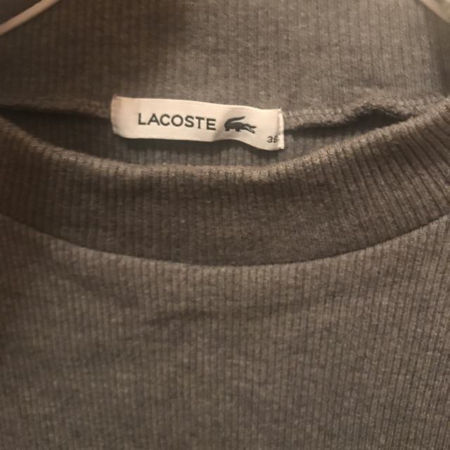 LACOSTE(ラコステ)のグレー売り切りたいです。リブニット レディースのトップス(ニット/セーター)の商品写真