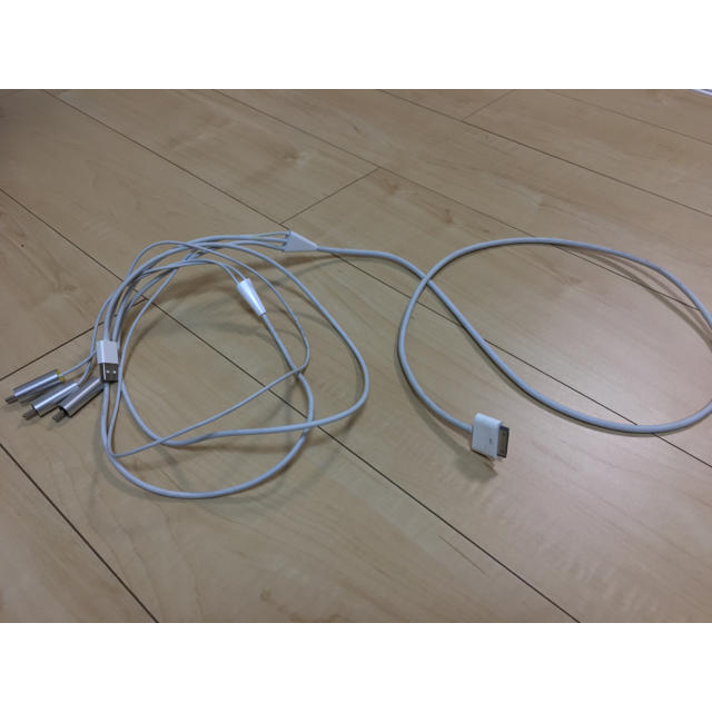Apple コンポジットAVケーブル MC748ZM/A | フリマアプリ ラクマ