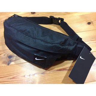 ナイキ(NIKE)の【新品】NIKE ウエストポーチ(ウエストポーチ)