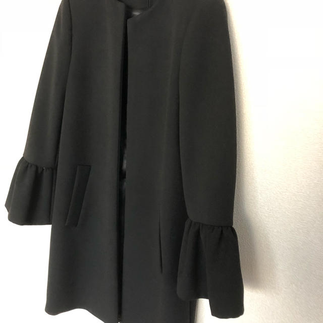 ZARA(ザラ)のザラ 新品 ノーカラー コート ブラック  レディースのジャケット/アウター(ノーカラージャケット)の商品写真