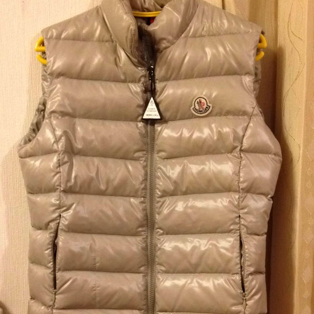 MONCLER(モンクレール)のT☆mama様専用 レディースのトップス(ベスト/ジレ)の商品写真