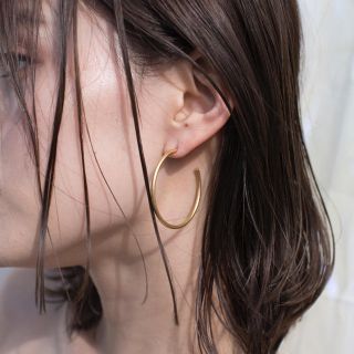 アクネ(ACNE)のShelhs Original  ring Brassピアス＊(ピアス)