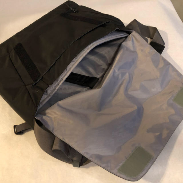 Mammut(マムート)のマムート メッセンジャー スクエア バッグ メンズのバッグ(メッセンジャーバッグ)の商品写真