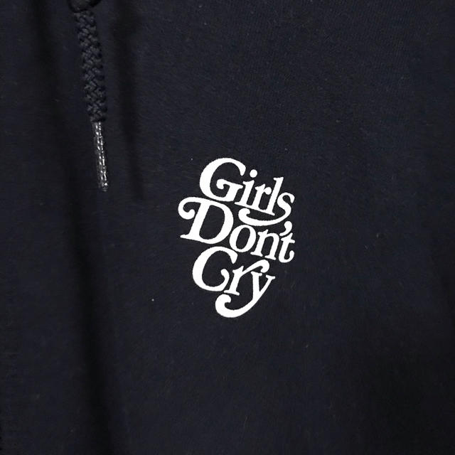 GDC(ジーディーシー)のGirls don’t cry parka navy メンズのトップス(パーカー)の商品写真