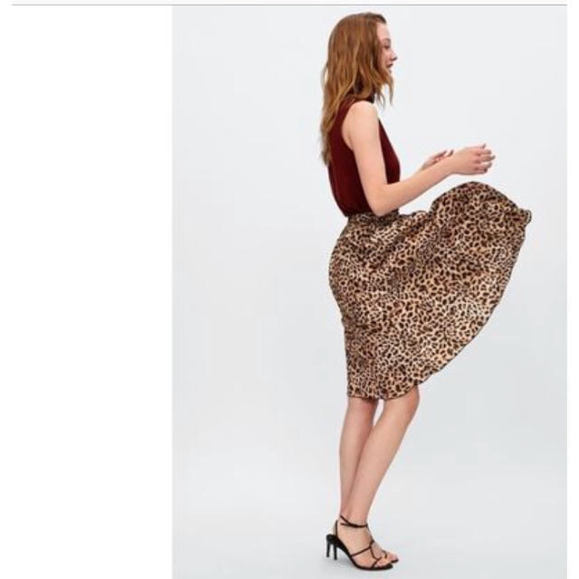 ZARA(ザラ)の【mar..k様 お取り置き】ZARA レオパード プリーツスカート レディースのスカート(ひざ丈スカート)の商品写真