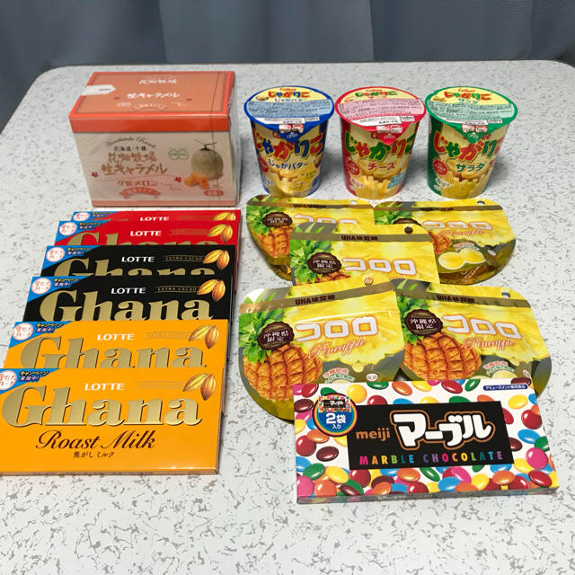 スズキ様専用！ お菓子の詰め合わせ 16個 セット  食品/飲料/酒の食品(菓子/デザート)の商品写真